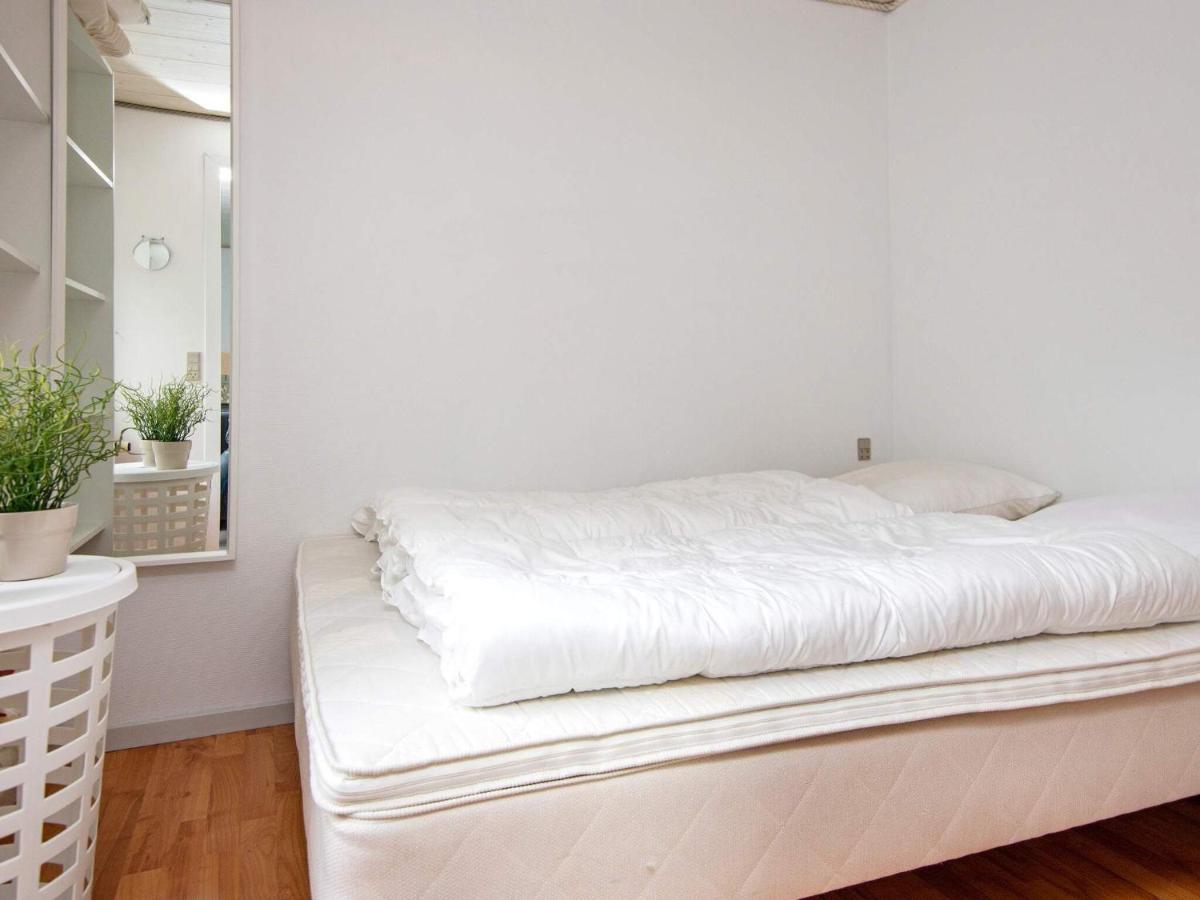 2 Person Holiday Home In Gr Sten กรอสตีน ภายนอก รูปภาพ